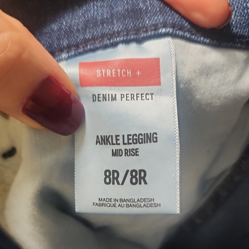 Express Women's Blue Ankle Legging Jeans